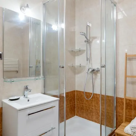 Wodna Street Big Family Apartment