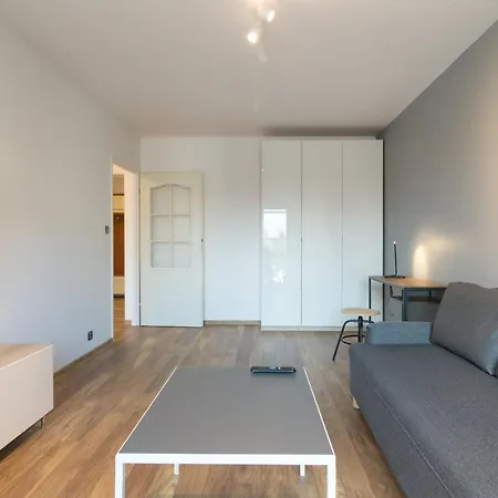 Wodna Street Big Family