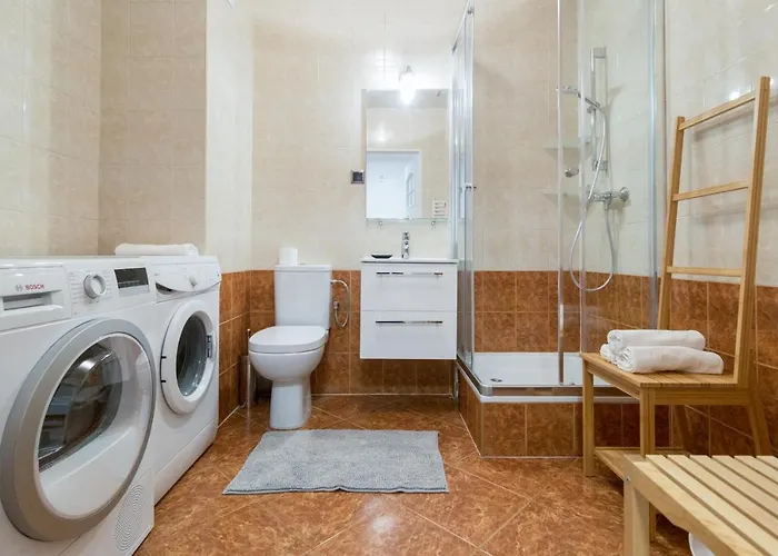 Wodna Street Big Family