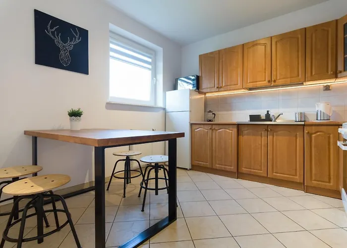 Wodna Street Big Family